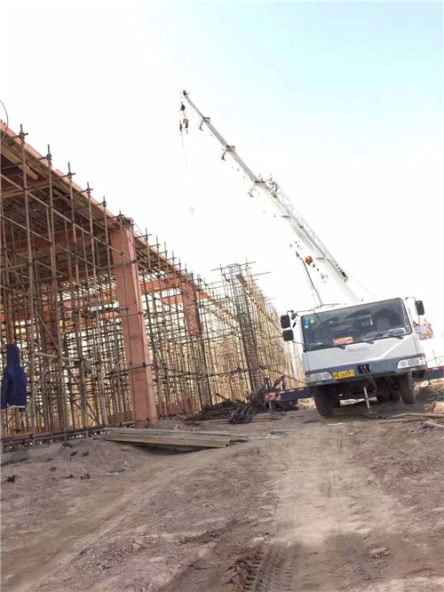 大新县25 吨、50 吨吊车怎么选？多大重量 / 半径适合对应车型？